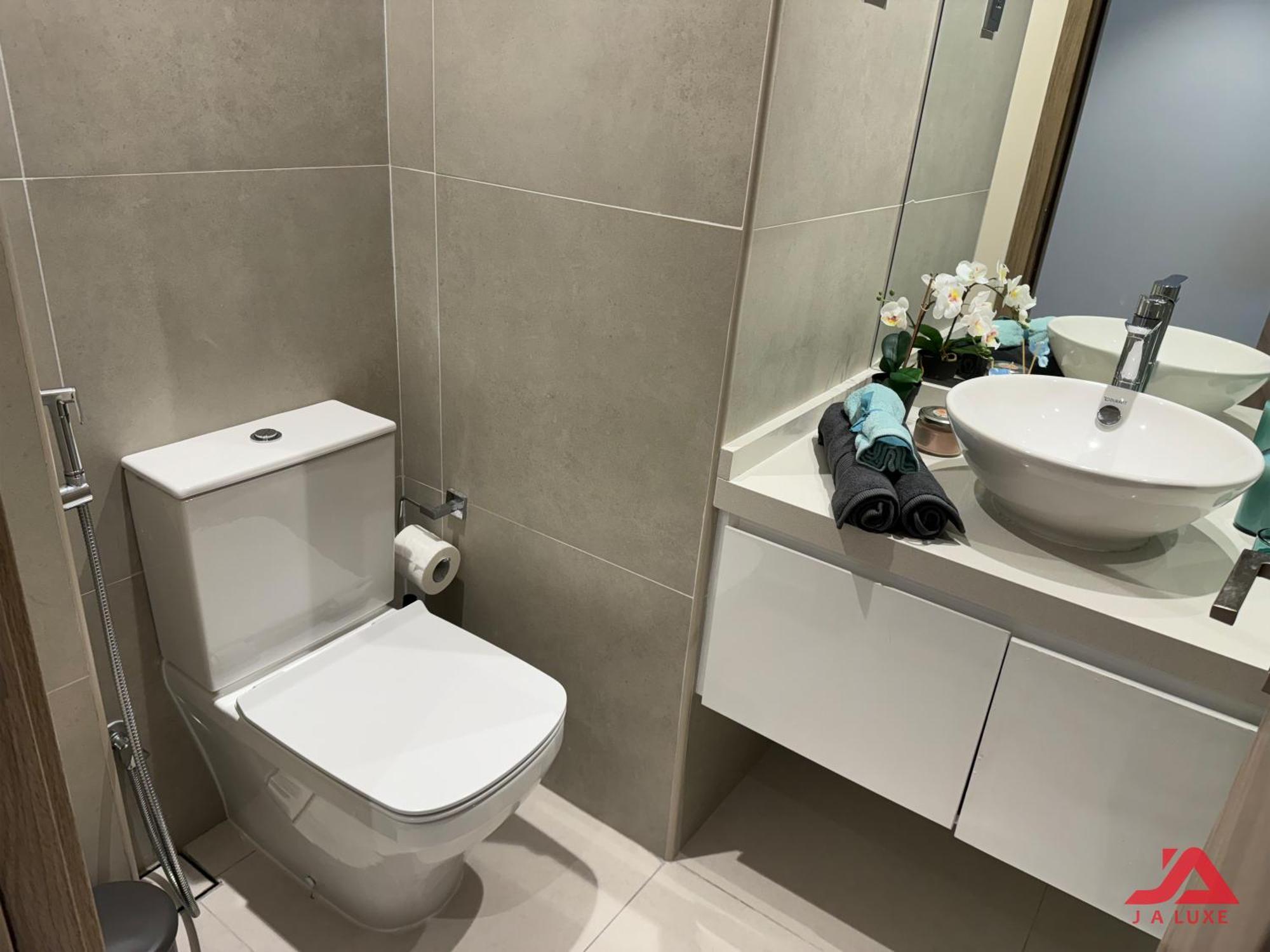 Appartement Warm Cozy Partial Sea View In Marina With Modern Gym & Pool, Steps To Jbr Beach, Marina Walk & Metro Dubai