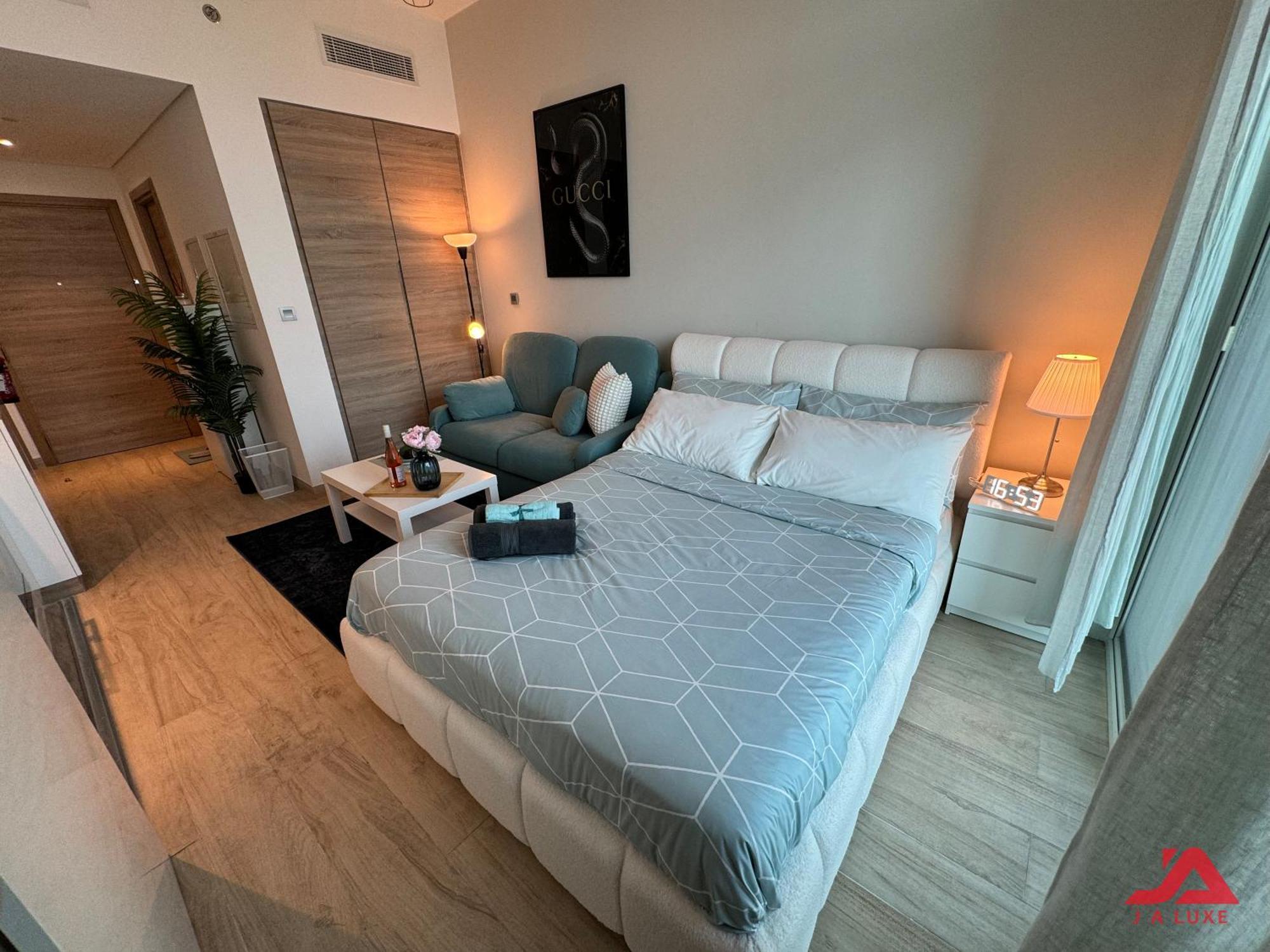 Warm Cozy Partial Sea View In Marina With Modern Gym & Pool, Steps To Jbr Beach, Marina Walk & Metro * دبي